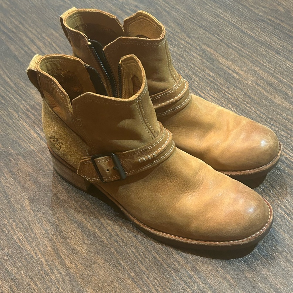 Women’s Timberland Tan Leather Ankle Boots